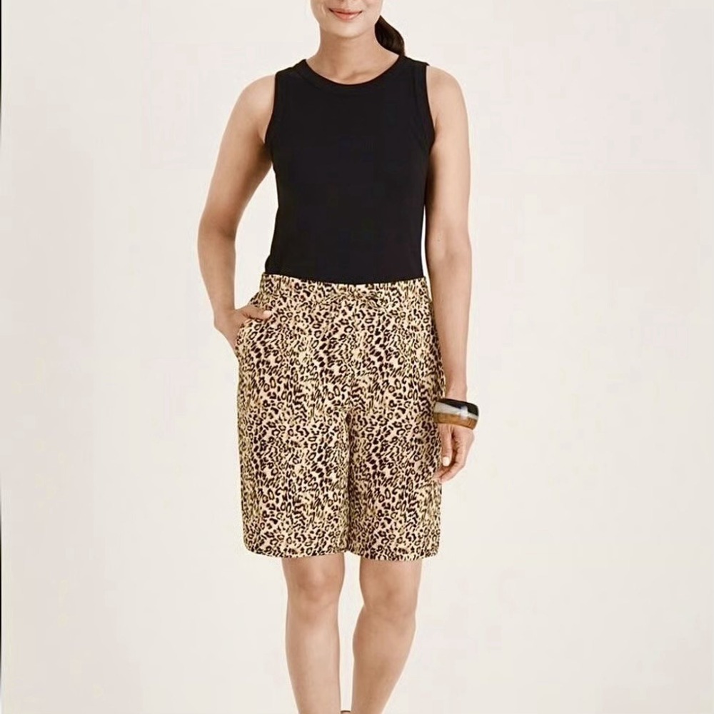 Chico's 100%‎ Linen Bermuda Shorts 1.5 Size 10 Ocelot Leopard Print Pull On Warm